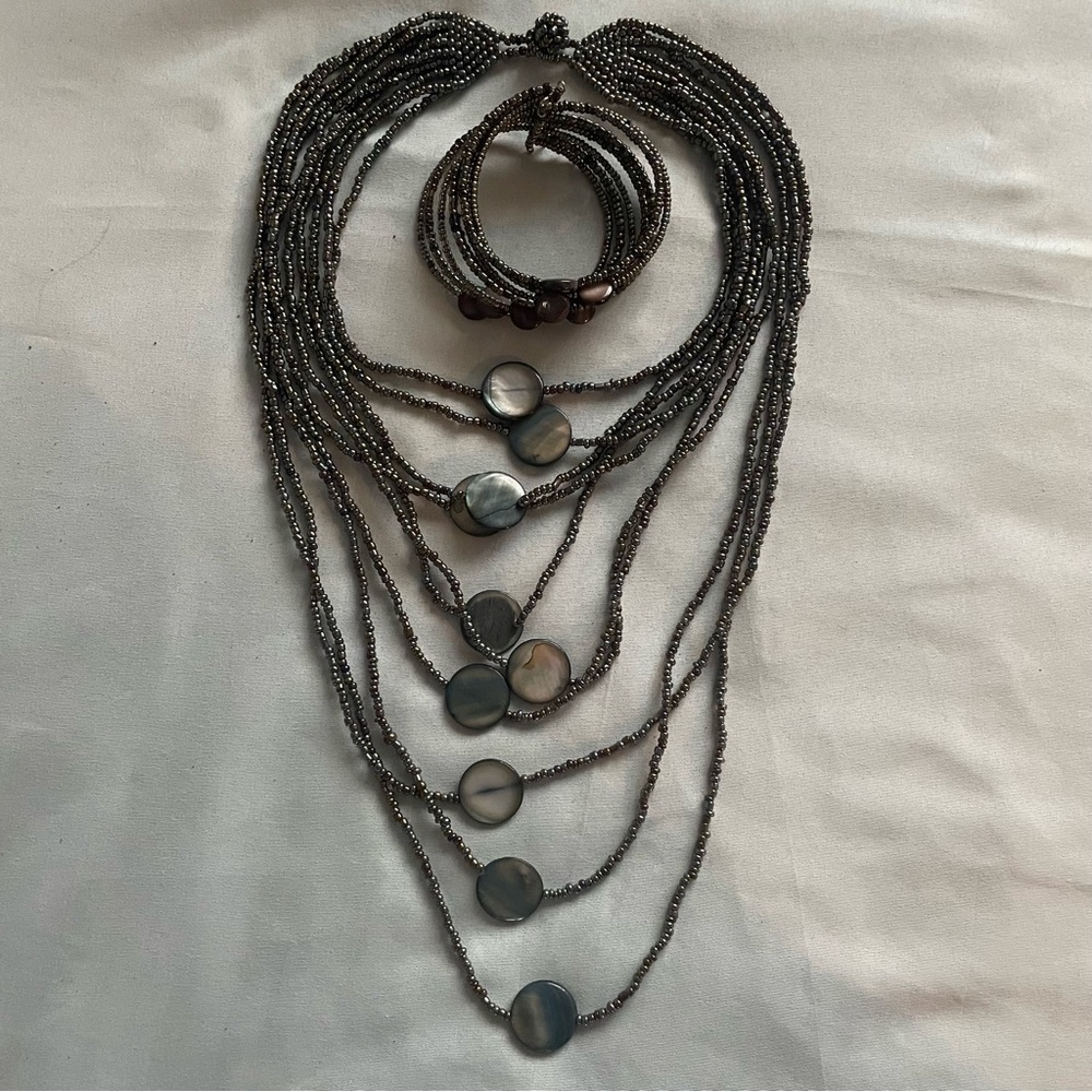 Beads Layered Necklace and bracelet jewelry set Litmus